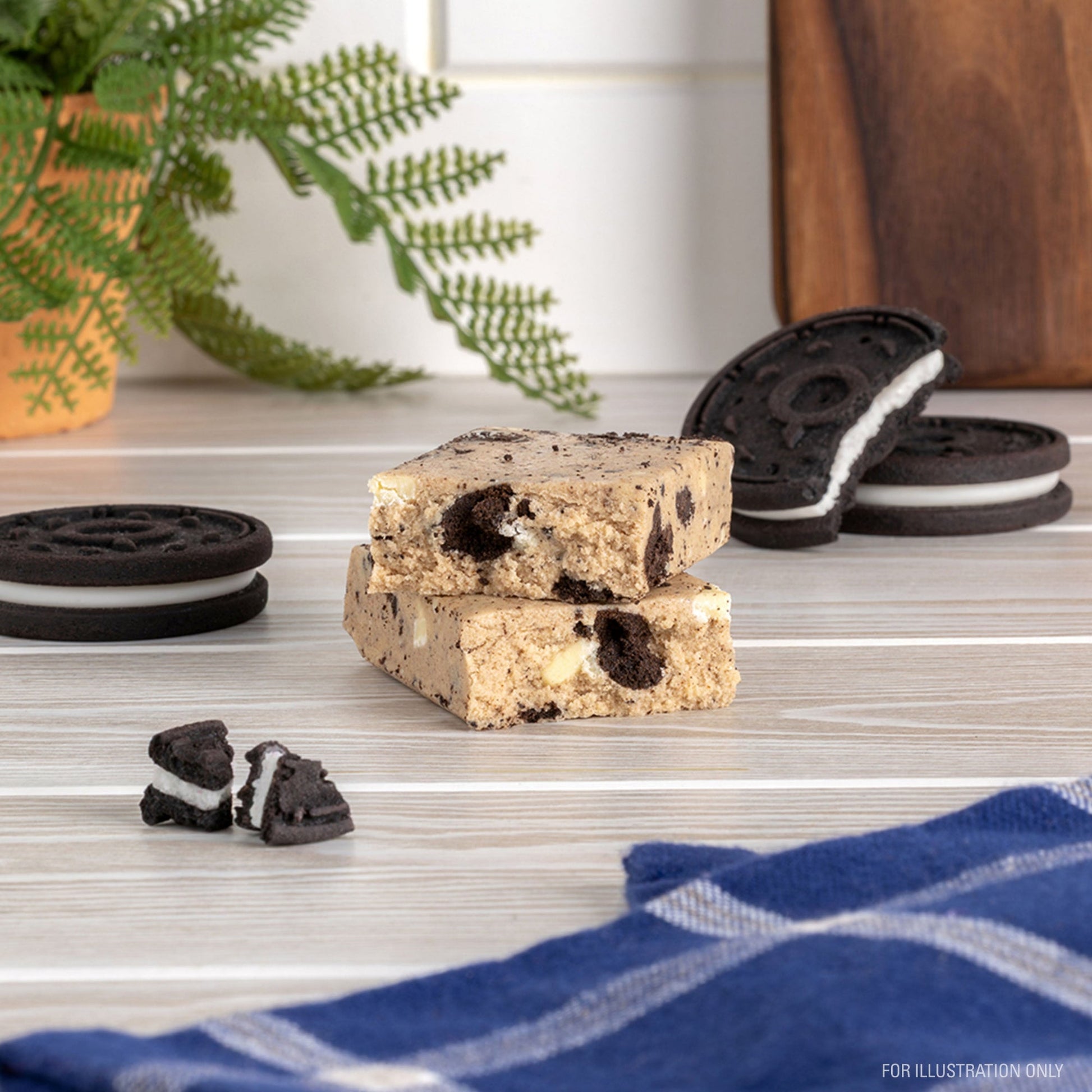 cookies-and-cream-protein-bars-u5 15807_QN_USA_ProteinBar_CAC_InterimAssetUpdate_Digital_Tabletop1.jpg